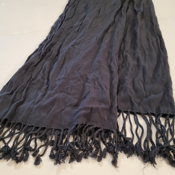 Scarf - Picture 4 of 4